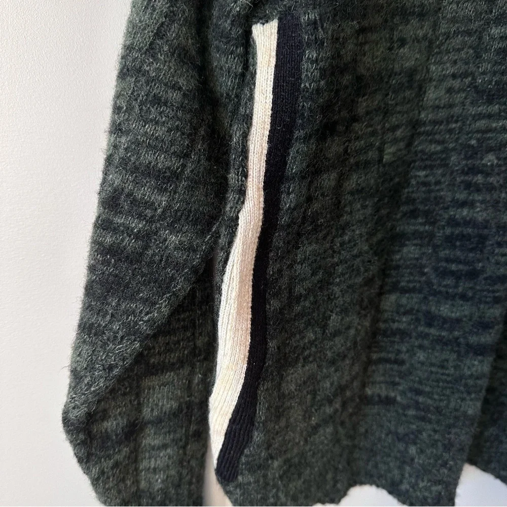 Milwaukee Knits Vintage 50s 60s  Sz M Wool Orlon Sweater Pockets Cricket Vneck